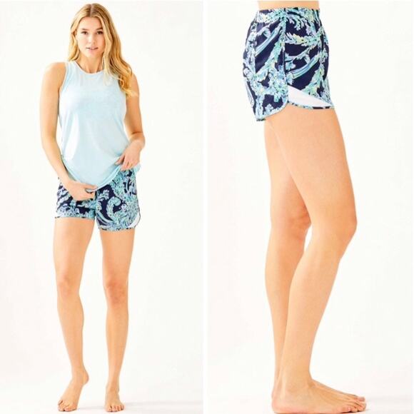 Lilly Pulitzer Luxletic Ocean Trail Shorts High Tide Navy Scuba Doo Sz.M - Picture 1 of 15